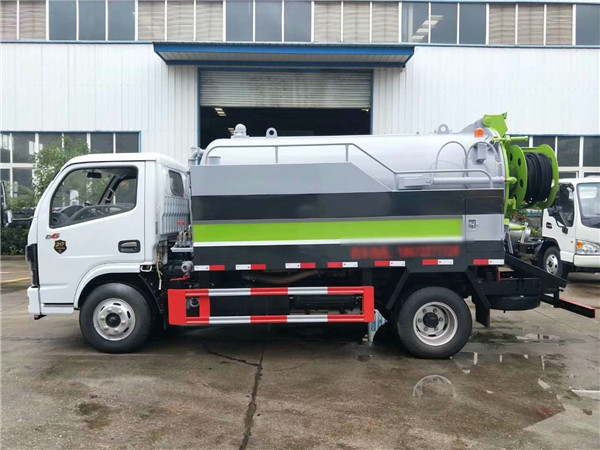 國六東風多利卡8方清洗吸污車