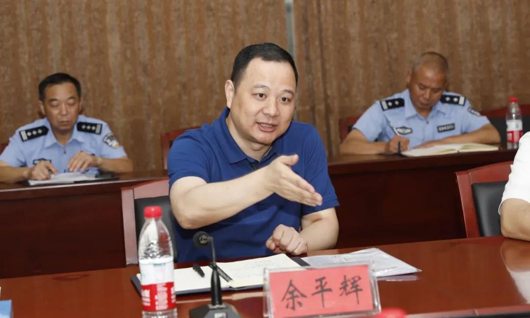 優化營商環境，助推企業發展----湖北省公安廳領導與隨州市企業家座談會在程力汽車集團隆重舉行