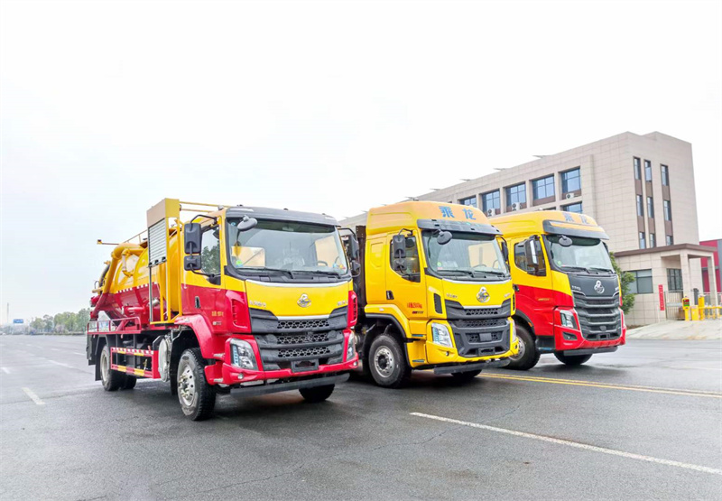 東風(fēng)柳汽單橋，后八輪，前四后八清洗吸污全系現(xiàn)車