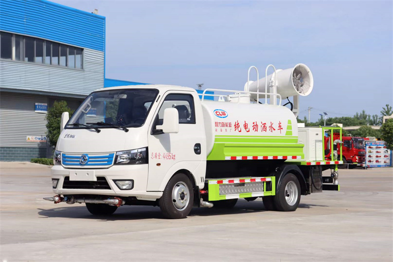 東風(fēng)3方純電動灑水車加裝霧炮