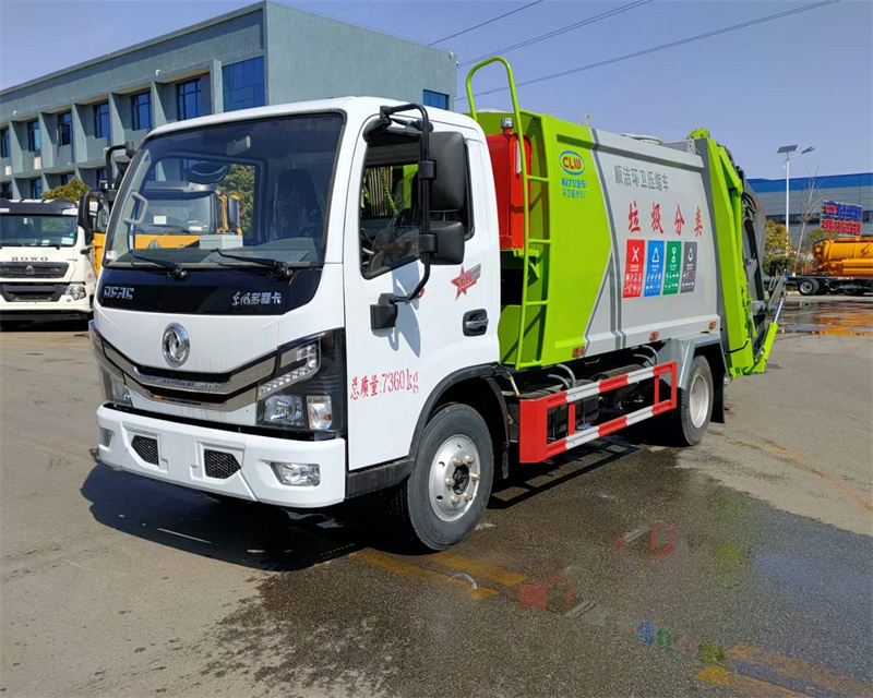 東風多利卡7立方壓縮車